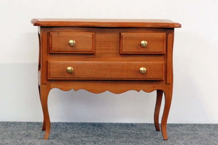 Ebénisterie reproduction commode