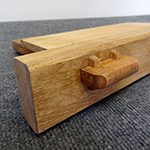 Tenon bâtard avec embrèvement