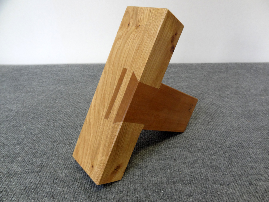 Tenon et Mortaise avec flottage en queue d'Aronde