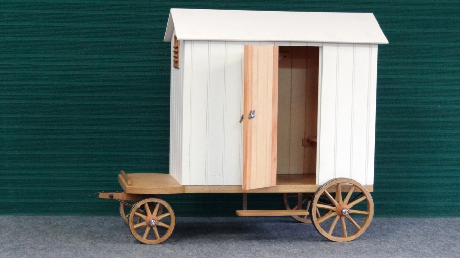 Reproduction cabine de plage bois