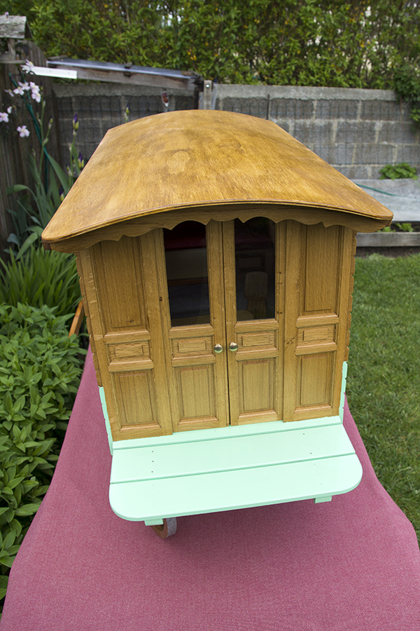 Charronnage roulotte gitane