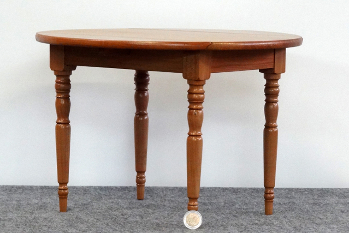 Ebénisterie reproduction table Louis Philippe