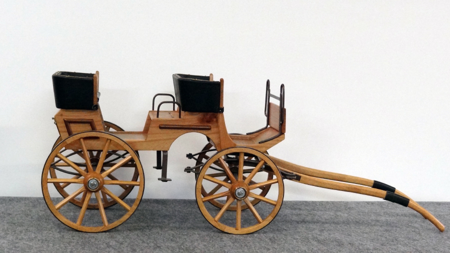 Reproduction hippomobile miniature break de chasse