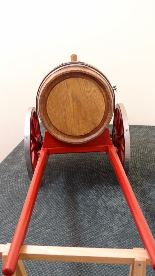 Reproduction miniature véhicule hippomobile citerne