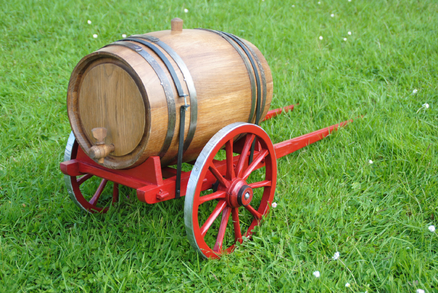 Reproduction miniature voiture hippomobile citerne