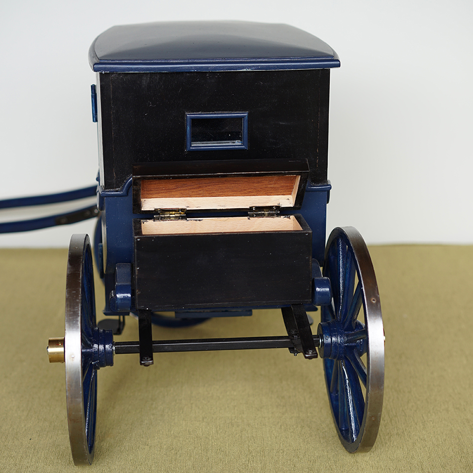 Reproduction miniature coupé 3/4 avec coffre