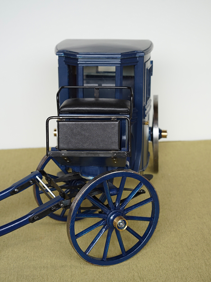 Reproduction miniature coupé 3/4 avec coffre