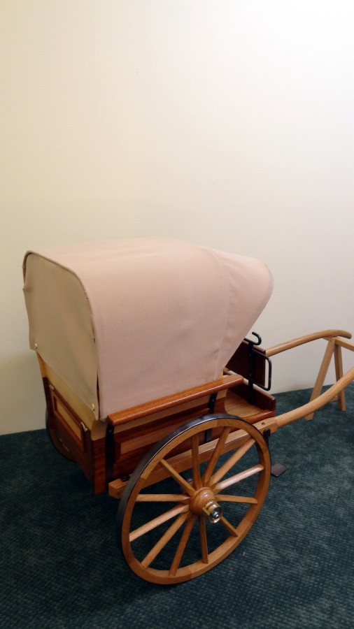 Reproduction miniature jardinière avec capote